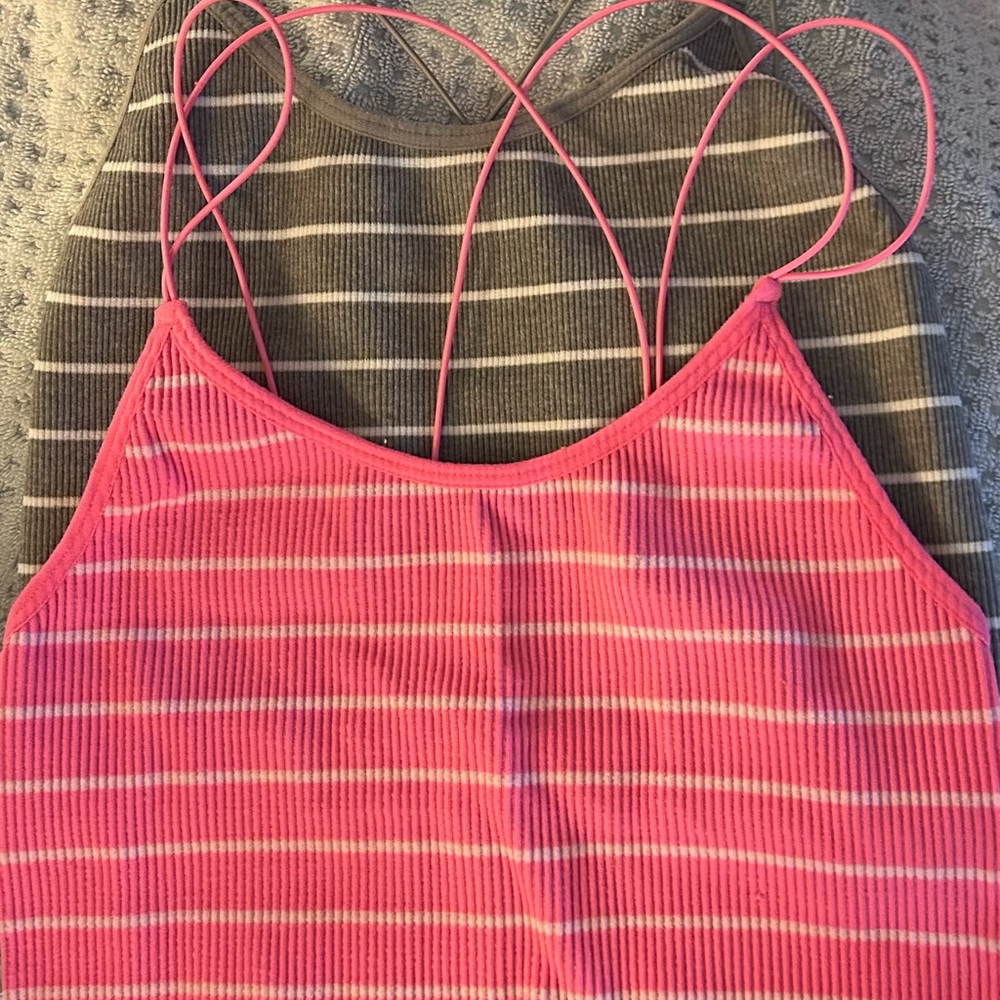 Tank top lot